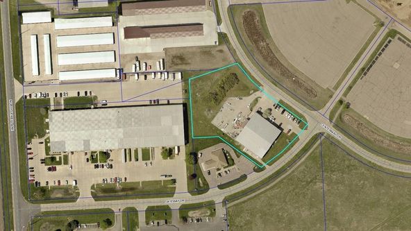 Brown Wegher Residential: 125 Gateway Dr, North Sioux City, SD 57049